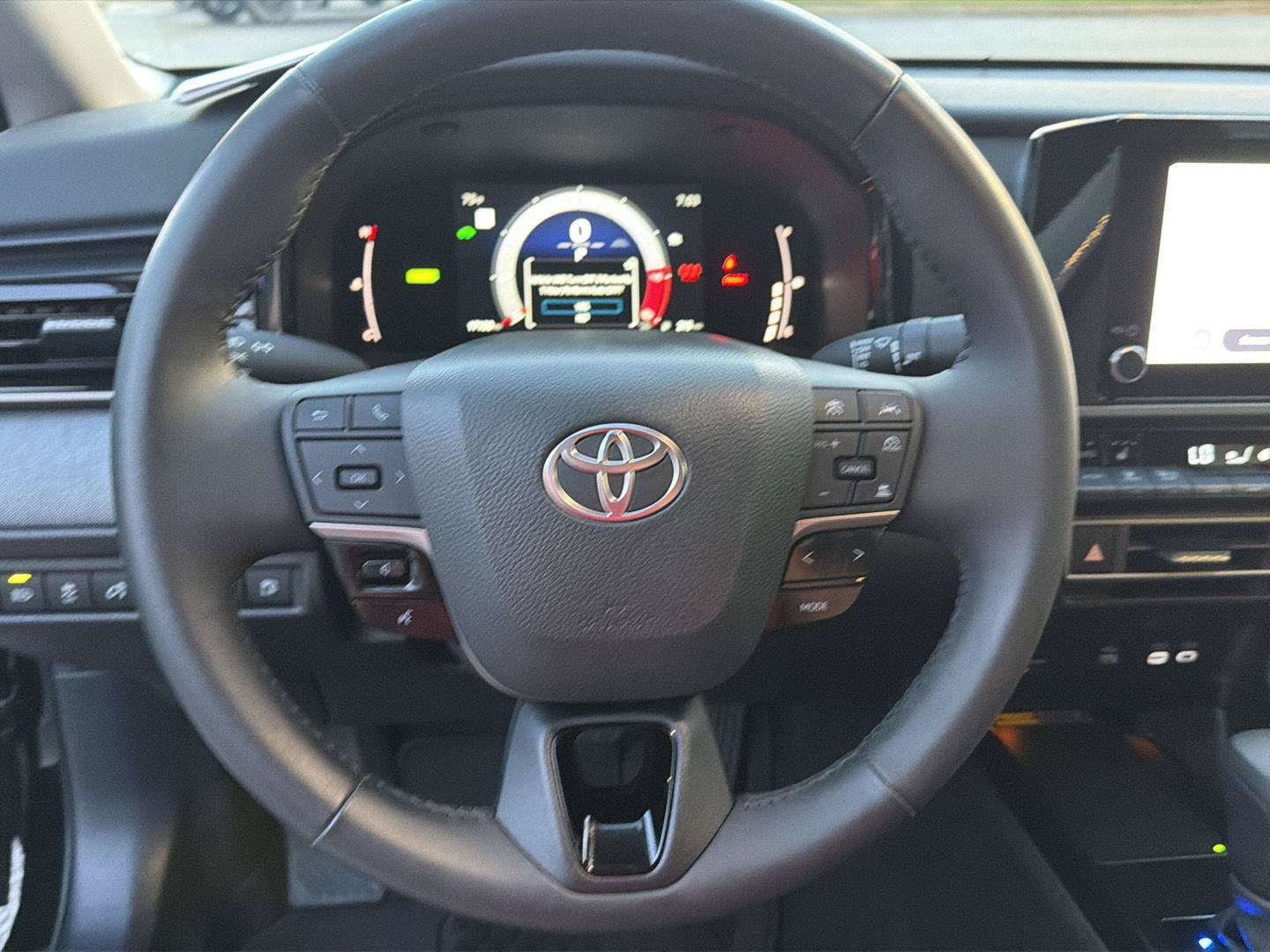 Used 2025 Toyota Camry LE w/ Convenience Package AWD/4WD image 20