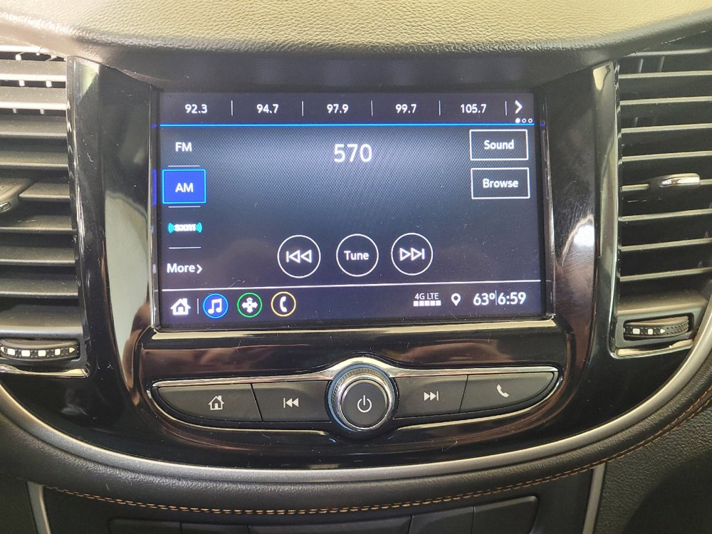 Used 2020 Chevrolet Trax LT w/ LT Convenience Package AWD/4WD image 25