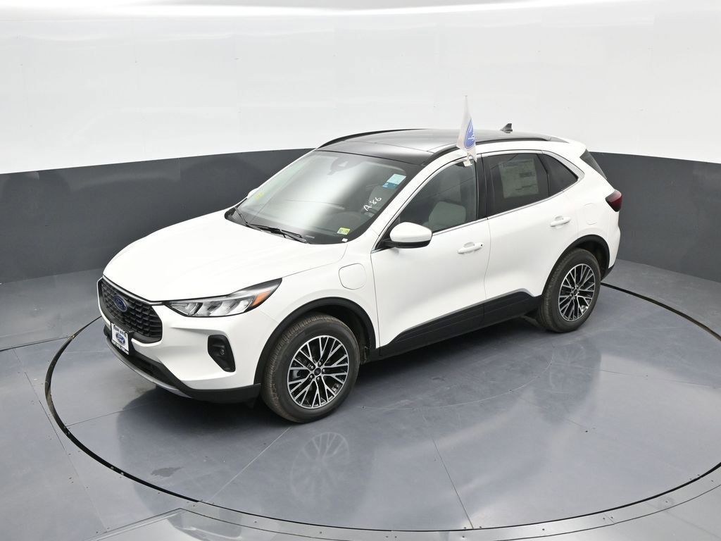 New 2025 Ford Escape SE image 30