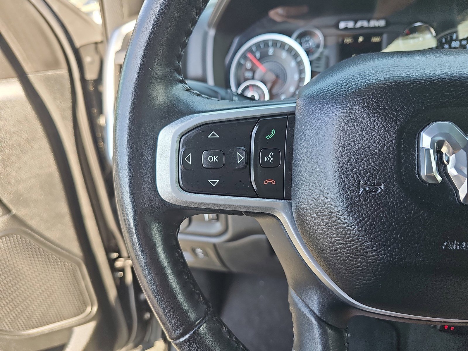 Used 2020 RAM 1500 Big Horn RWD image 16