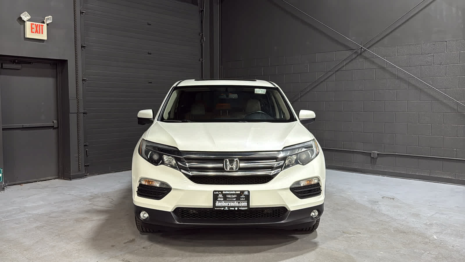 Used 2017 Honda Pilot EX-L image 2