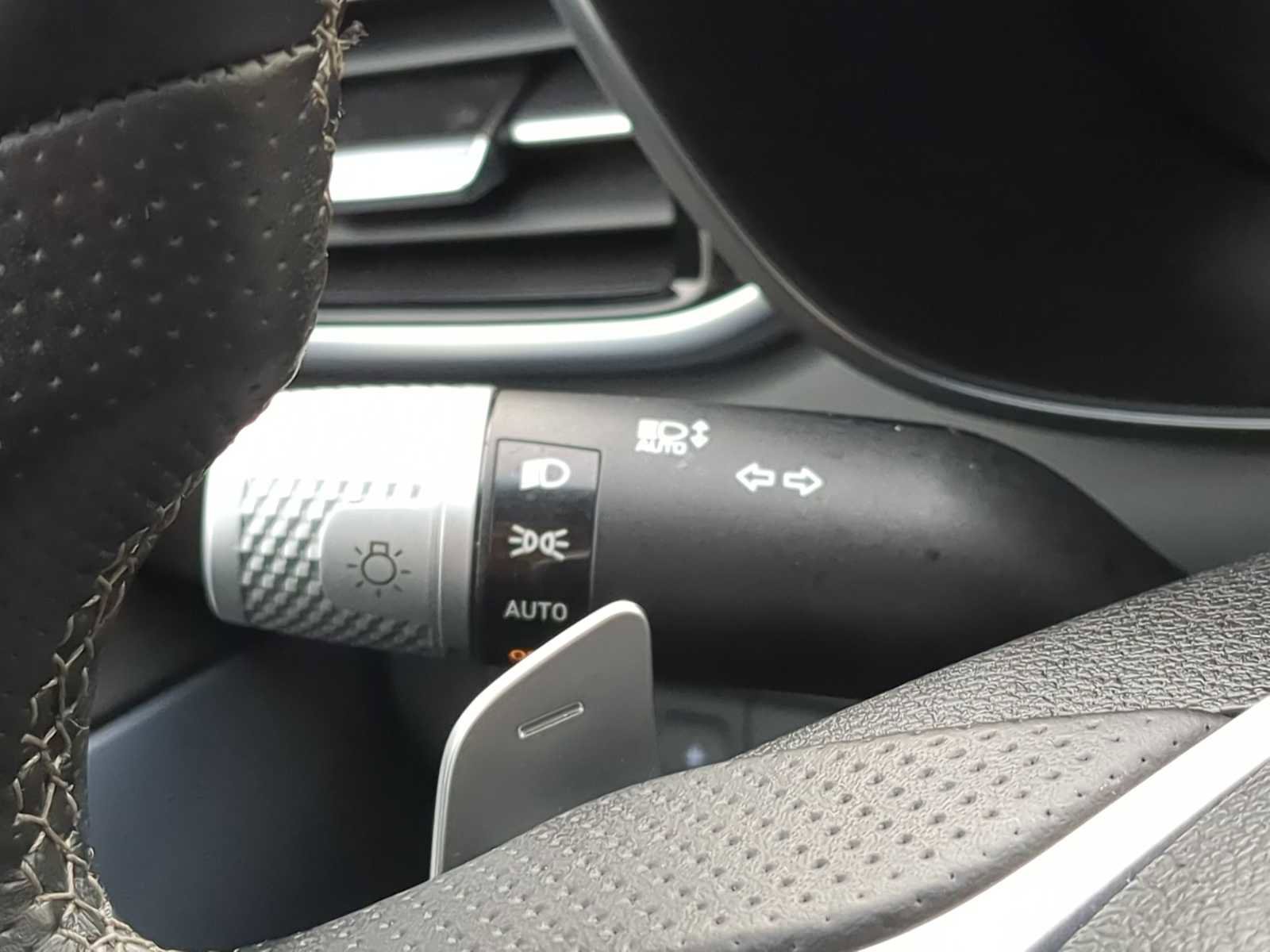 Used 2024 Genesis G70 2.5T image 27