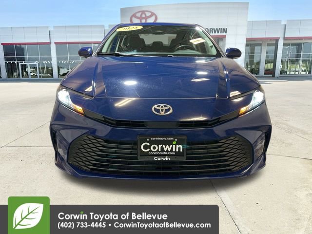 Used 2025 Toyota Camry LE image 3