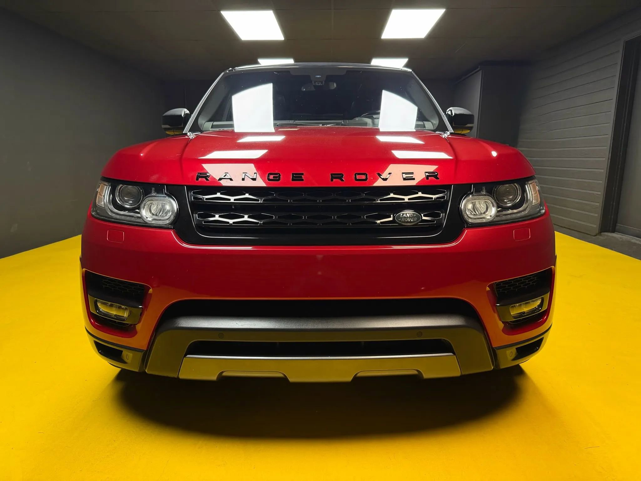 Used 2016 Land Rover Range Rover Sport Supercharged AWD/4WD image 2
