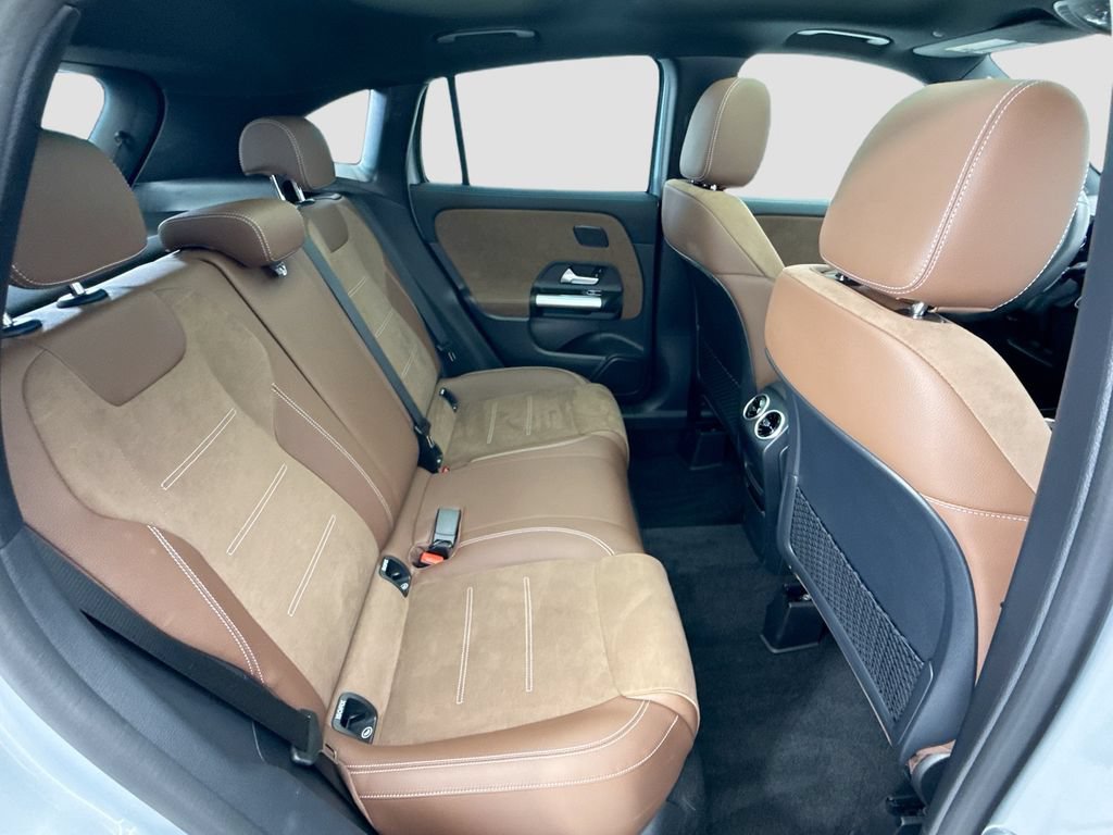 Used 2025 Mercedes-Benz GLA 250 image 22