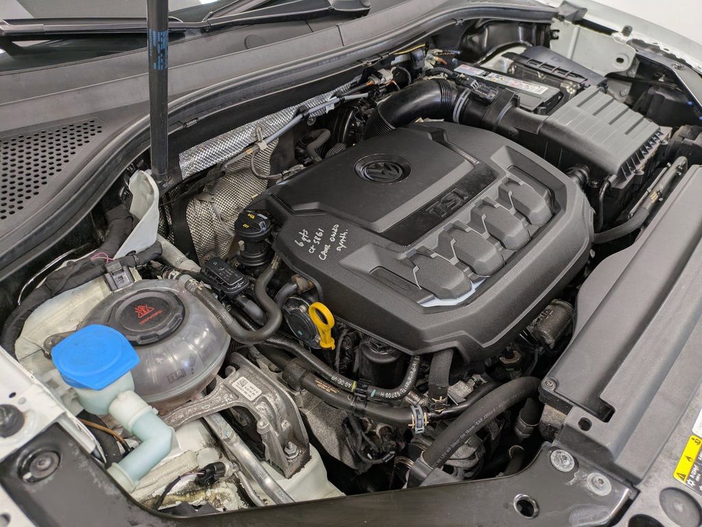 Used 2019 Volkswagen Tiguan SEL w/ 3rd Row Seat Package image 32