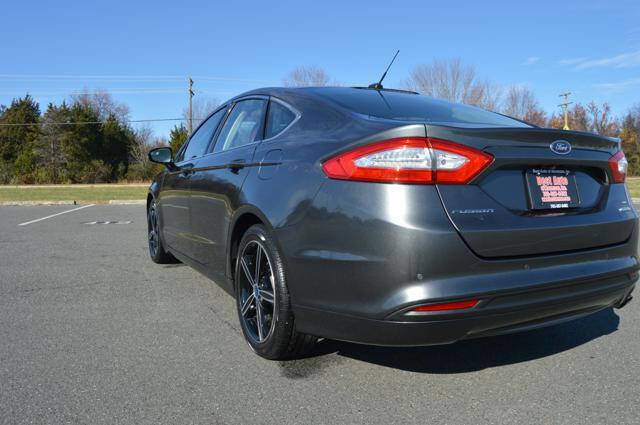 Used 2016 Ford Fusion SE w/ Equipment Group 202A image 58