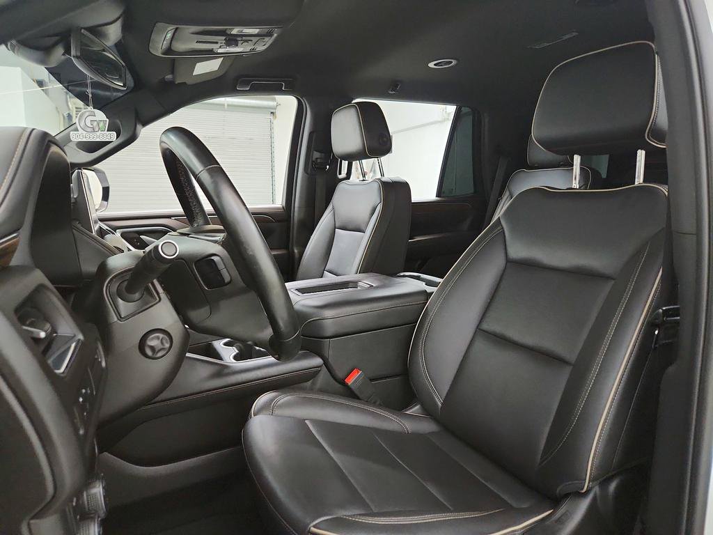 Used 2023 Chevrolet Tahoe Premier AWD/4WD image 14
