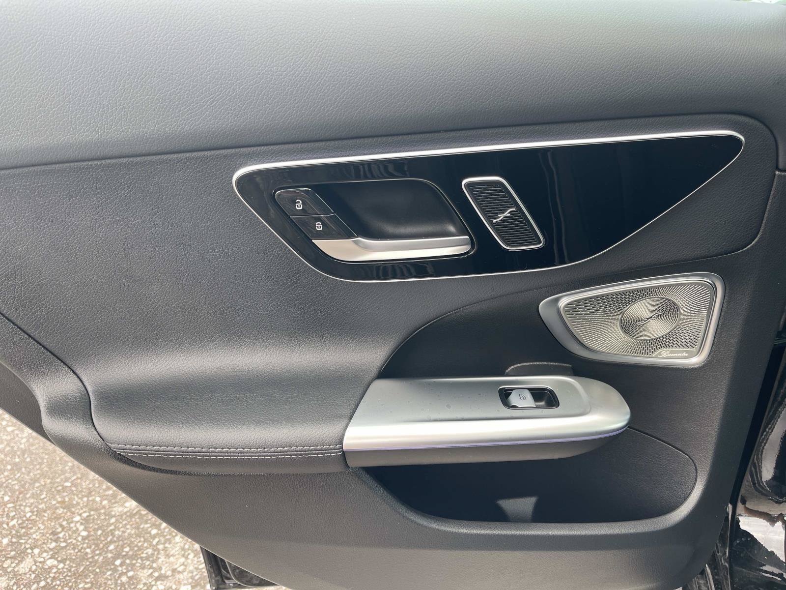 Certified 2025 Mercedes-Benz C 300 4MATIC Sedan image 20