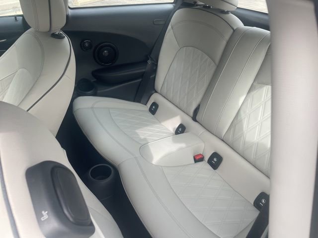 Used 2024 MINI Cooper SE image 12