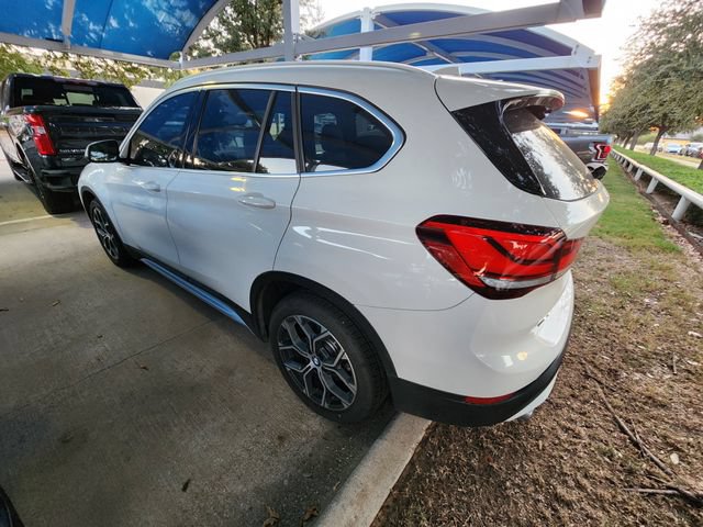 Used 2021 BMW X1 xDrive28i w/ Premium Package AWD/4WD image 3