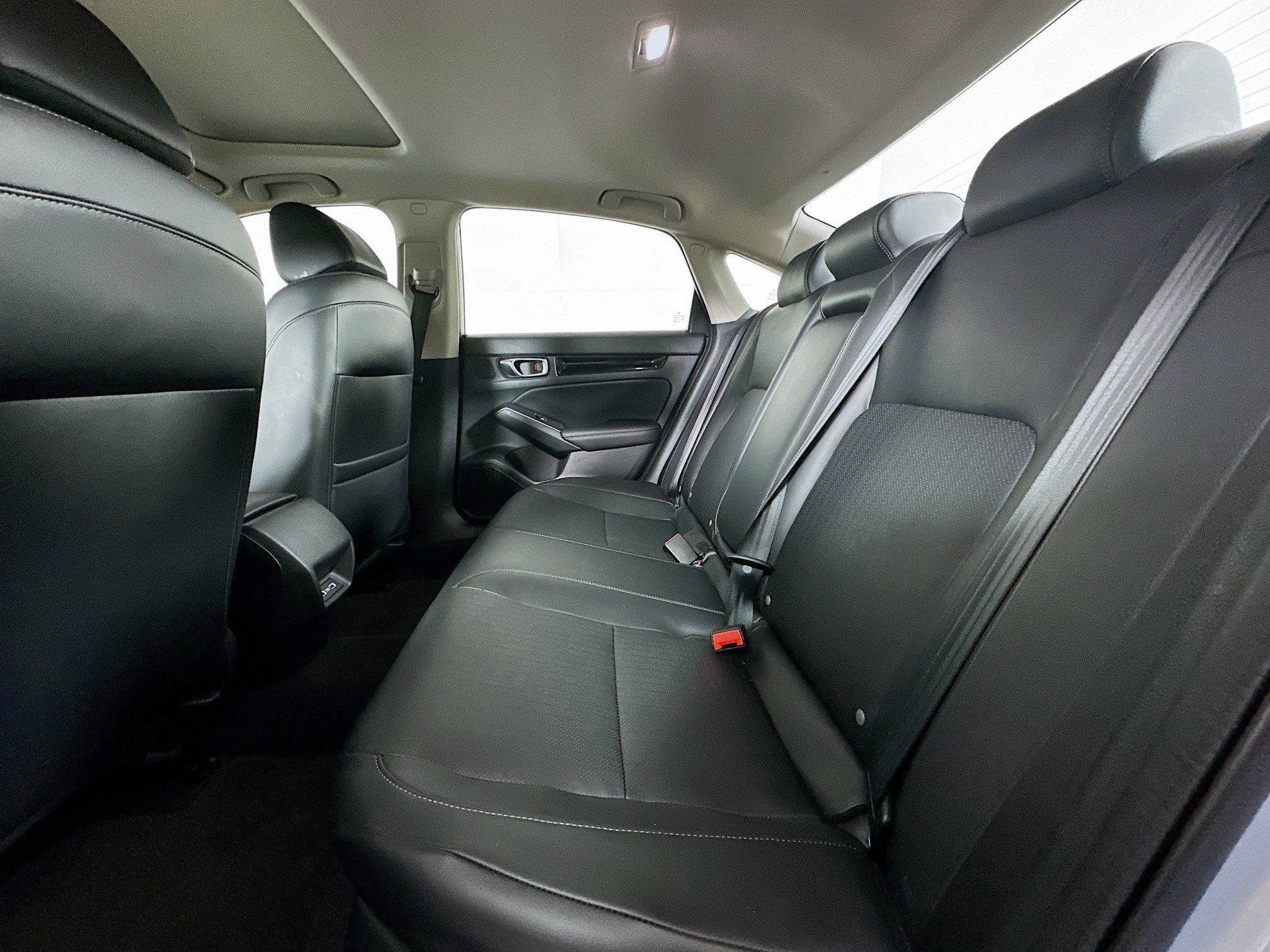 Used 2023 Honda Civic Touring image 28