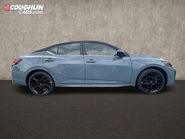 New 2025 Nissan Sentra SR w/ Midnight Edition image 6