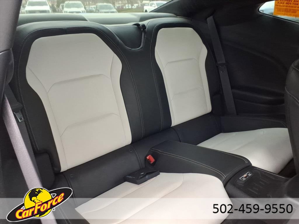Used 2017 Chevrolet Camaro SS image 10