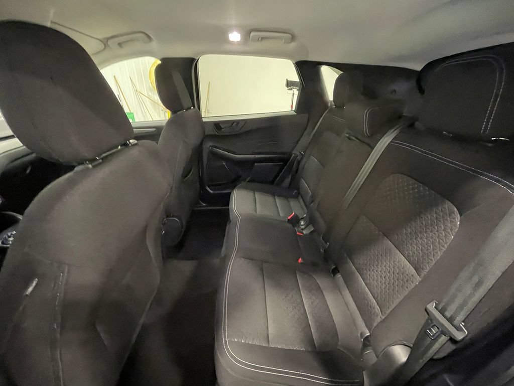 Used 2025 Ford Escape Active AWD/4WD image 20