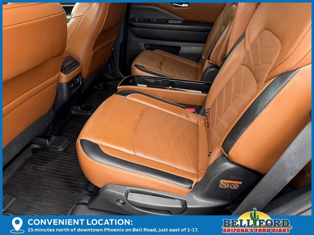 Used 2024 Nissan Pathfinder Platinum image 18