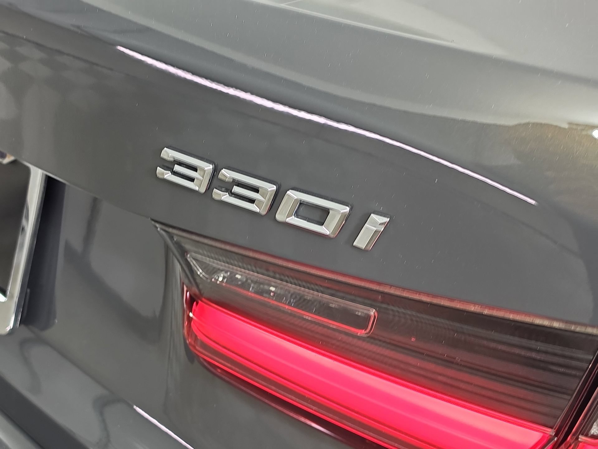 Used 2023 BMW 330i Sedan w/ Driving Assistance Package RWD image 11