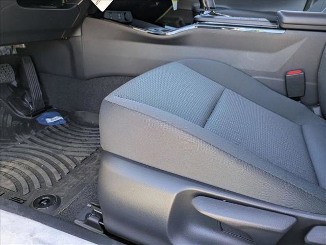 New 2026 Toyota Prius LE image 4