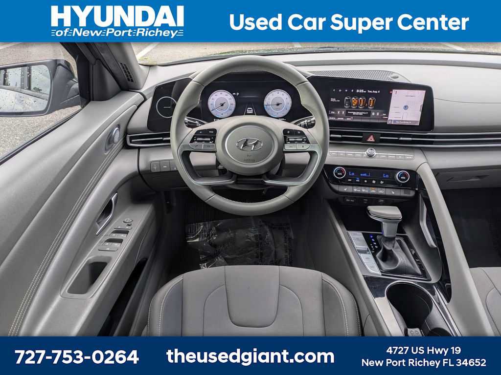 Certified 2023 Hyundai Elantra SEL w/ Convenience Package FWD image 15