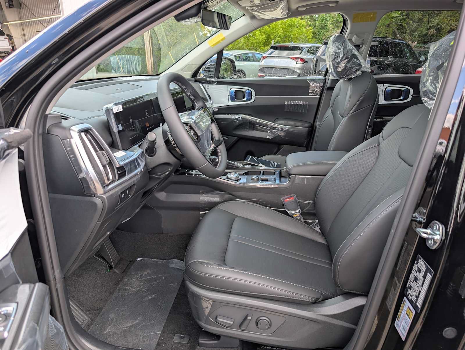 New 2026 Kia Sorento EX AWD/4WD image 4