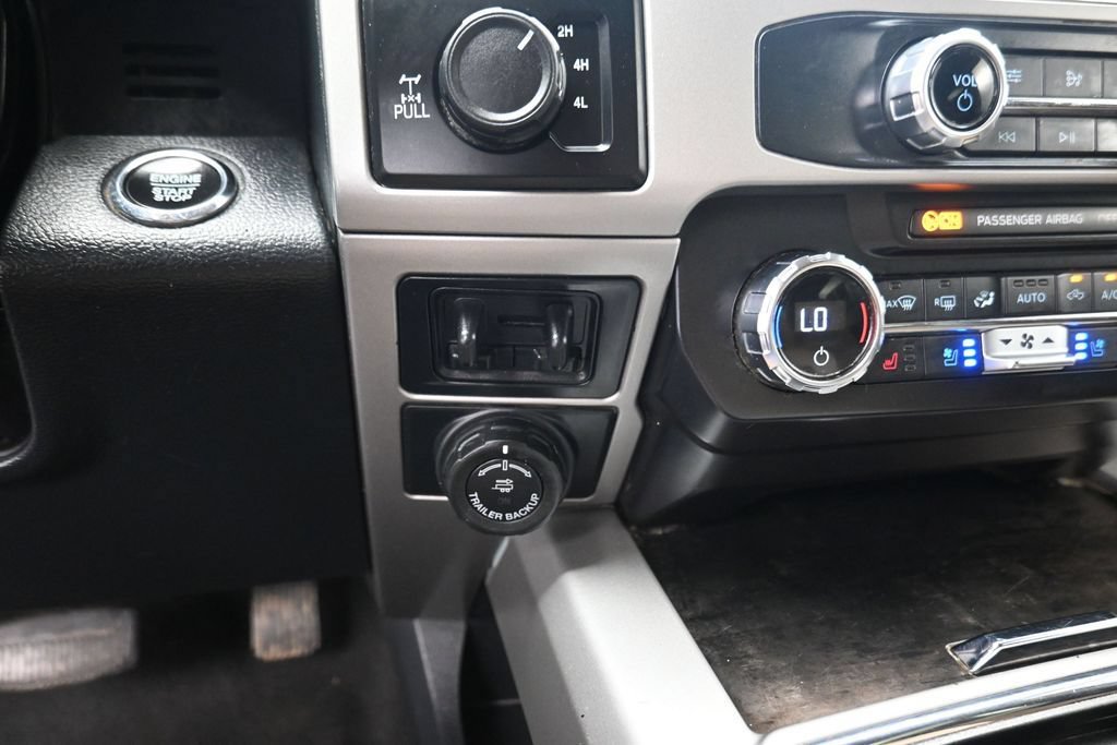 Used 2022 Ford F250 Lariat w/ Lariat Ultimate Package AWD/4WD image 14