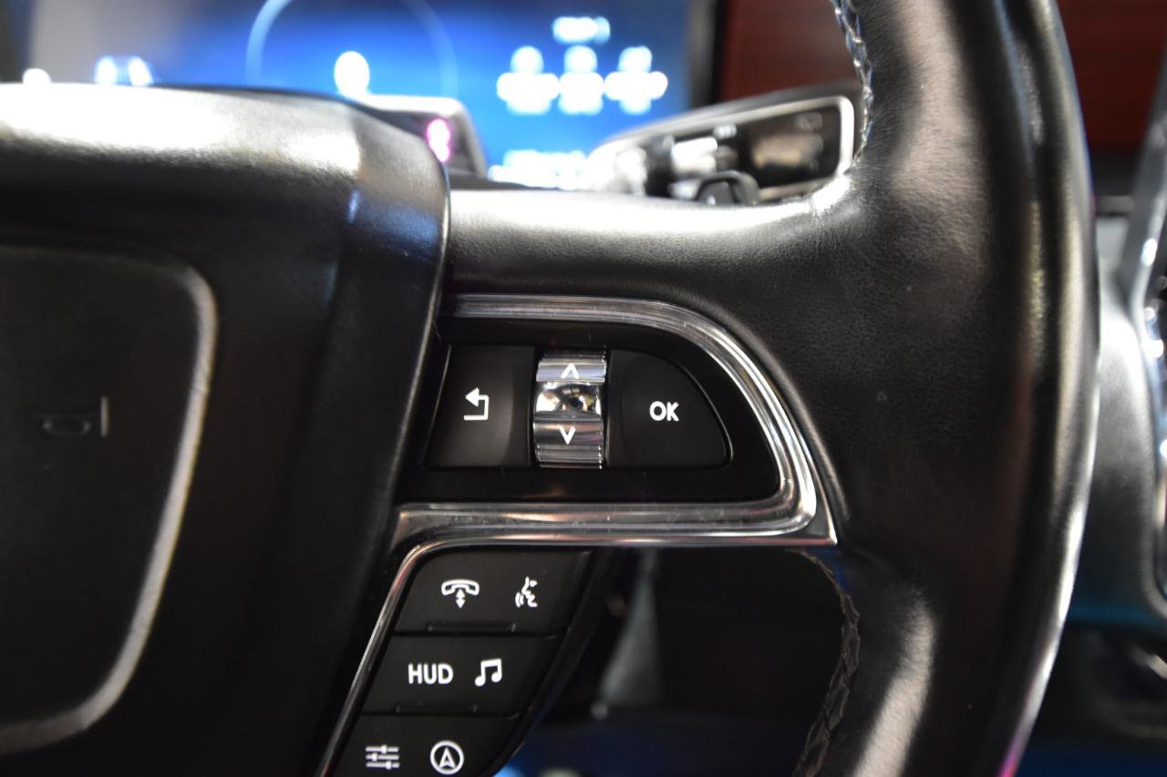 Used 2023 Lincoln Navigator Reserve AWD/4WD image 22