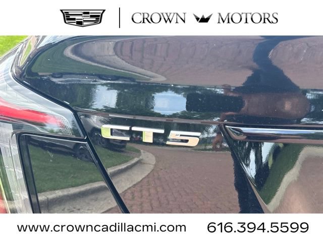 New 2026 Cadillac CT5 V AWD/4WD image 11