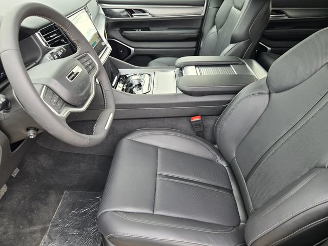 New 2026 Jeep Grand Wagoneer L Limited AWD/4WD image 10