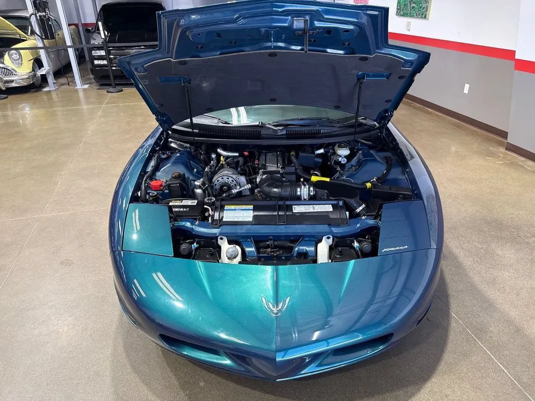 Used 1997 Pontiac Firebird Formula w/ Opt Pkg RWD image 45