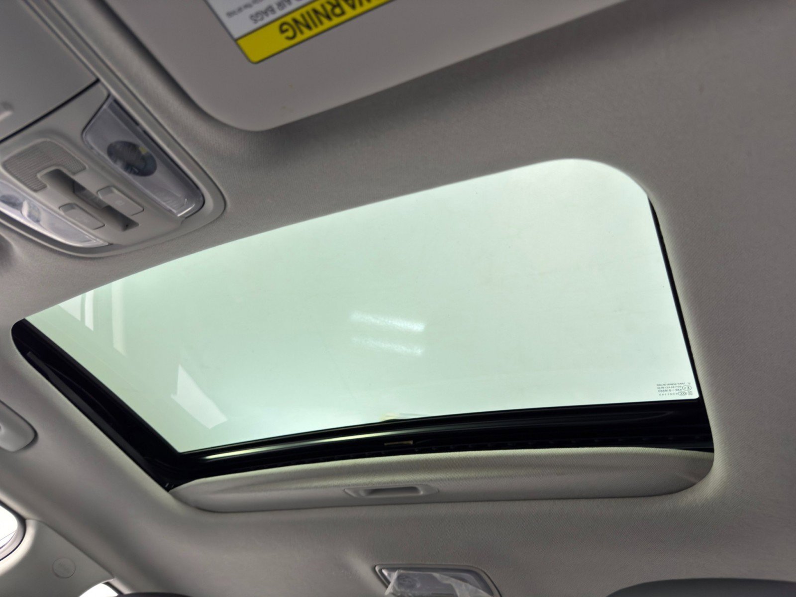 Used 2020 Kia Niro EX Premium w/ Cold Weather Package image 11