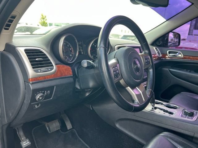 Used 2012 Jeep Grand Cherokee Limited w/ Trailer Tow Group IV AWD/4WD image 9