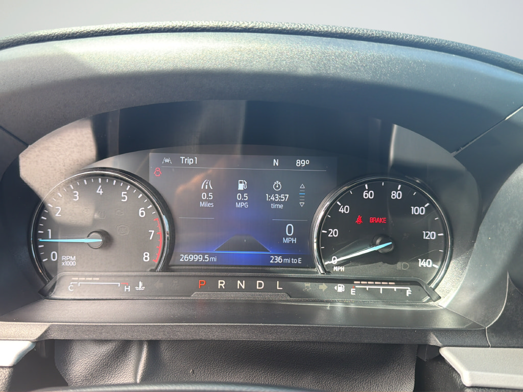 Used 2023 Ford Explorer XLT RWD image 35