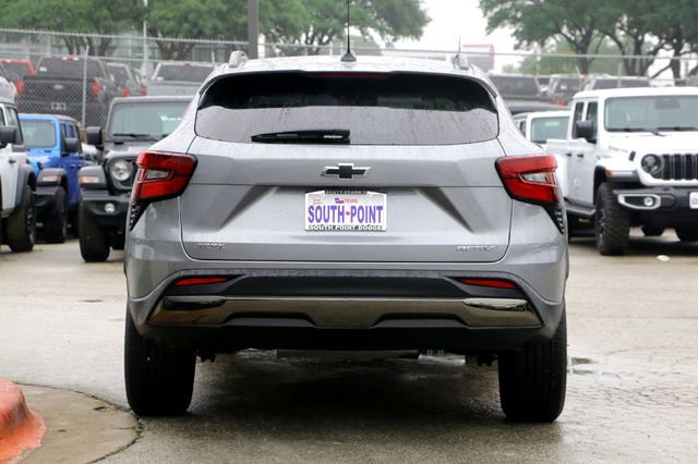 Used 2025 Chevrolet Trax ACTIV w/ Driver Confidence Package FWD image 6