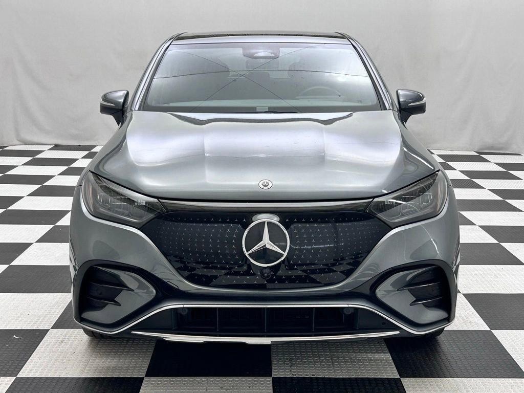 Used 2023 Mercedes-Benz EQE 500 4MATIC SUV image 3
