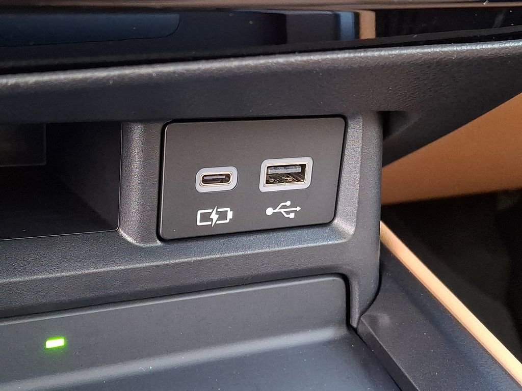 Used 2024 Lexus NX 350h 350h Luxury w/ Vision Package image 21