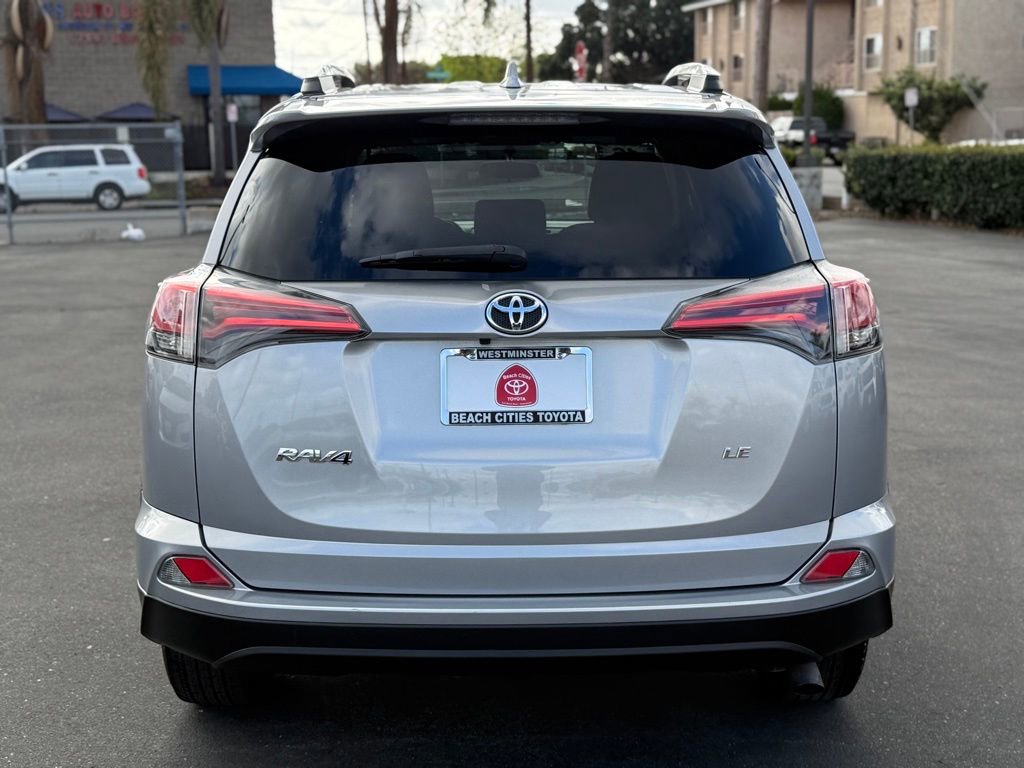 Used 2016 Toyota RAV4 LE FWD image 10