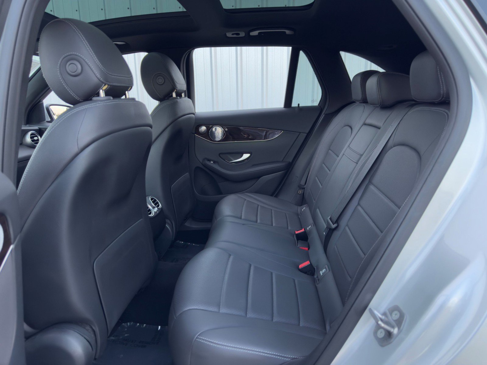 Used 2020 Mercedes-Benz GLC 350e 4MATIC image 42