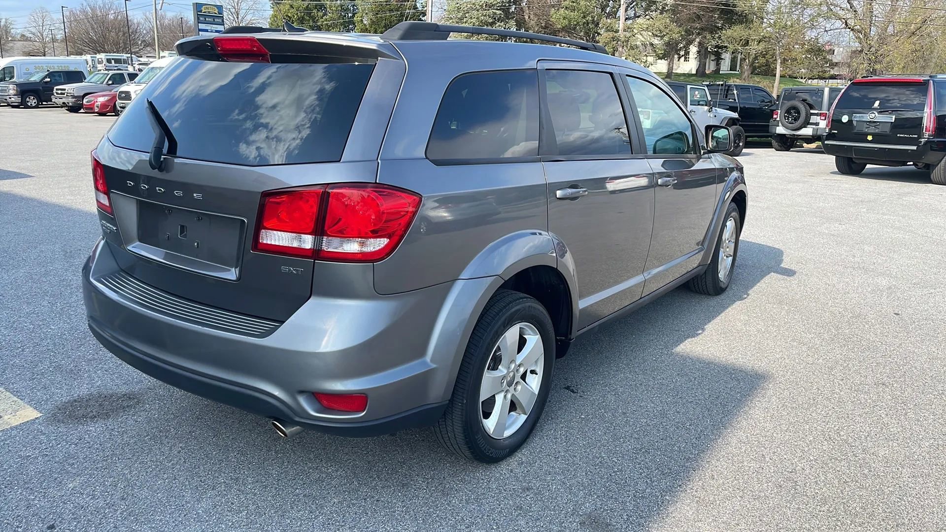 Used 2012 Dodge Journey SXT w/ Flexible Seating Group image 15