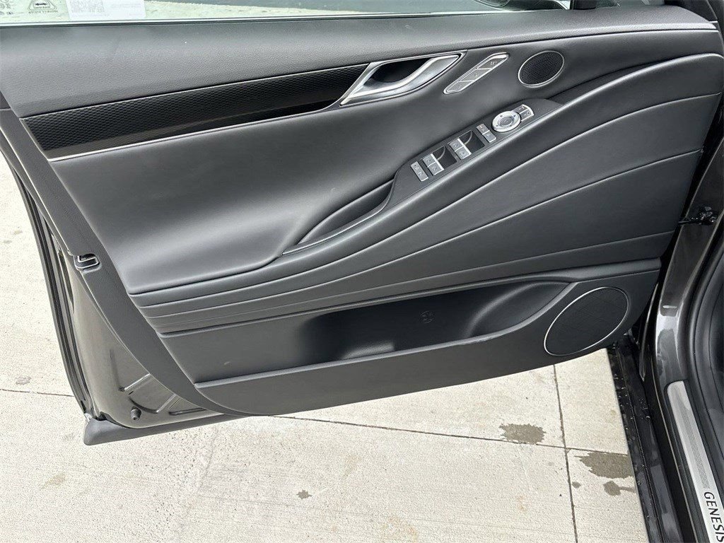 Used 2025 Genesis G80 2.5T AWD/4WD image 11