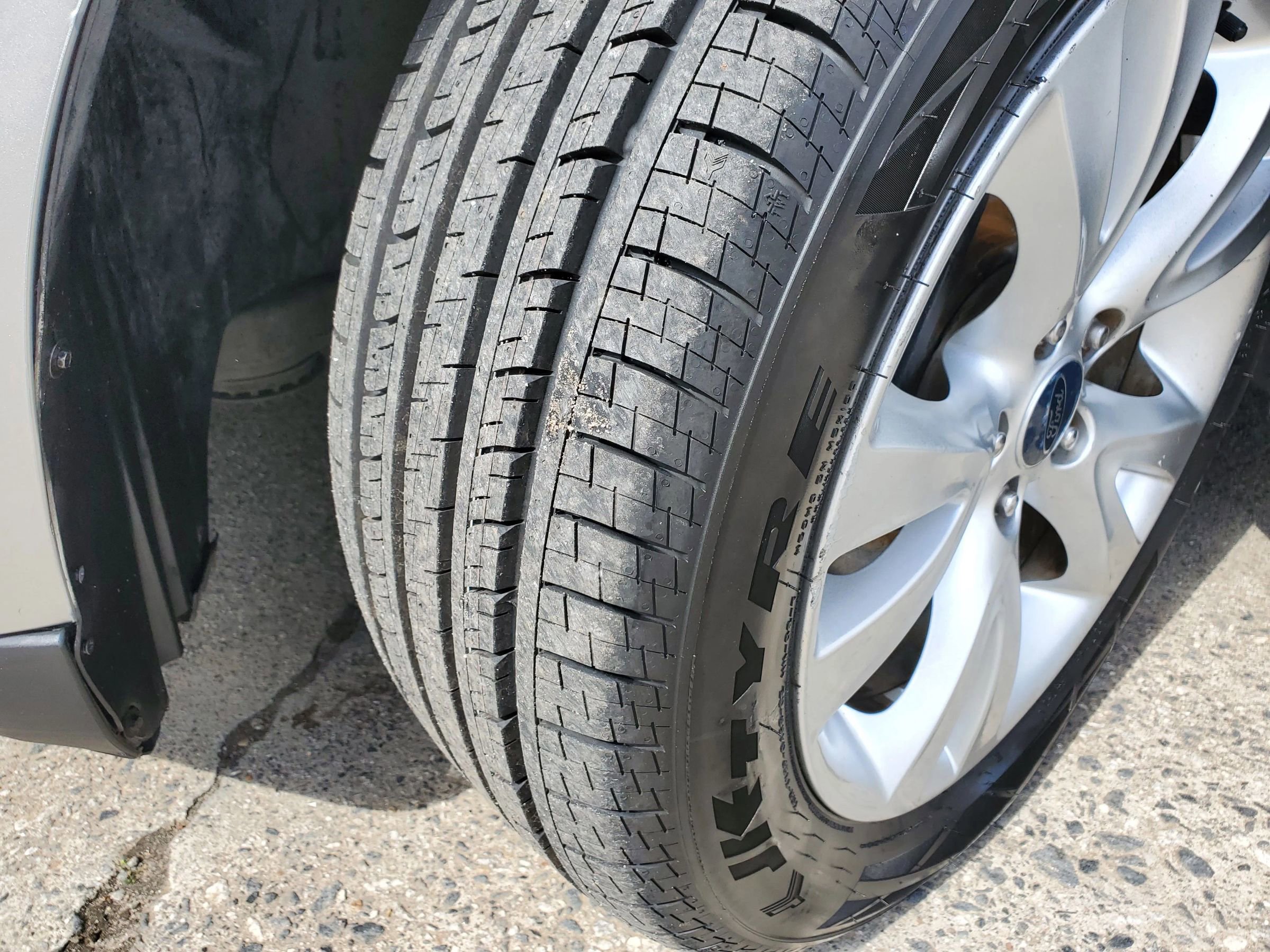 Used 2010 Ford Taurus SEL image 55