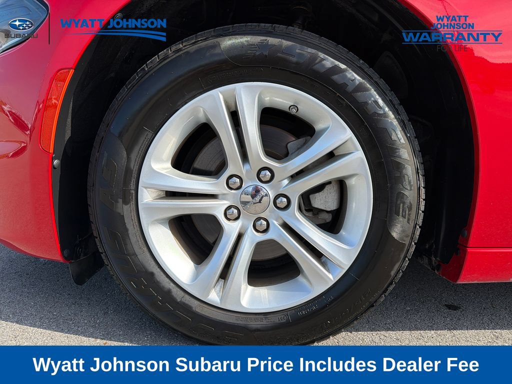Used 2023 Dodge Charger SXT RWD image 3