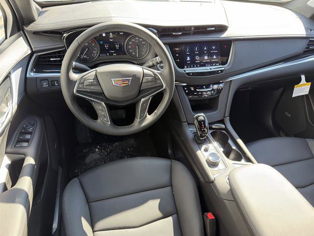 New 2026 Cadillac XT5 Premium Luxury w/ Driver Assist Package AWD/4WD image 11