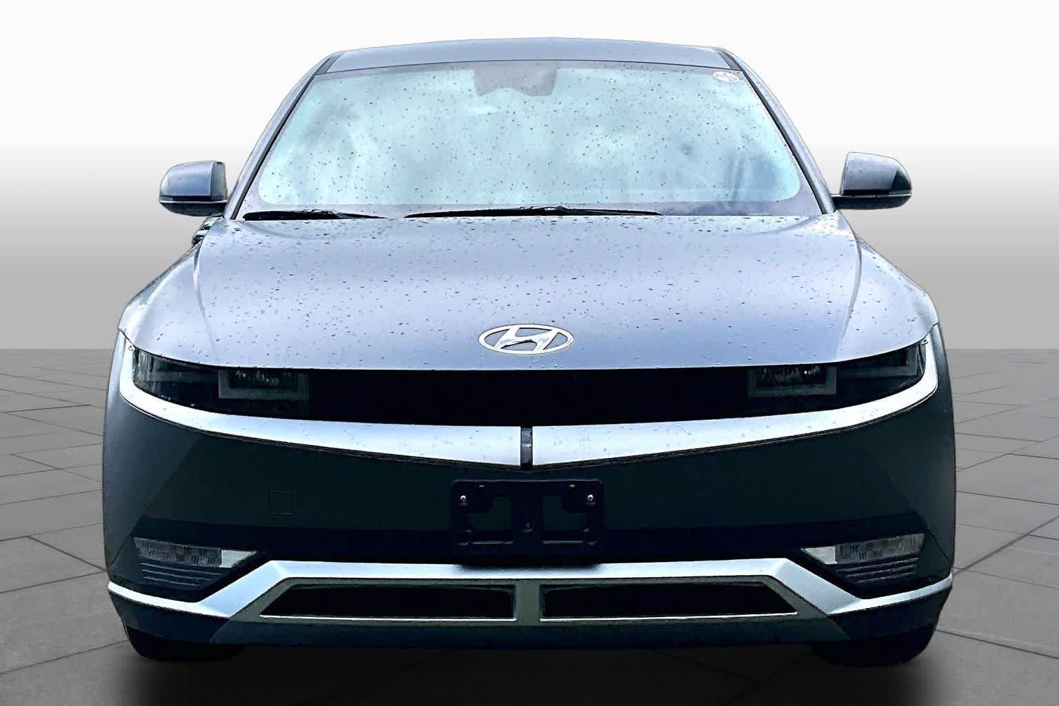 Used 2024 Hyundai Ioniq 5 SEL RWD image 3