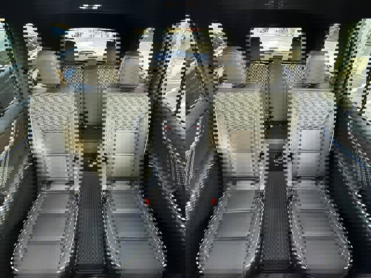 Used 2024 GMC Acadia Denali w/ LPO, Floor Liner Package image 39