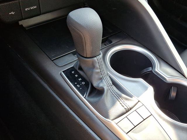 Used 2024 Toyota Camry LE image 18