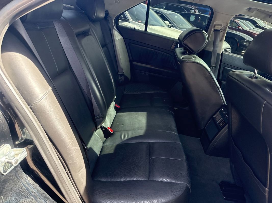 Used 2006 Cadillac STS V8 w/ Preferred Equipment Group RWD image 19
