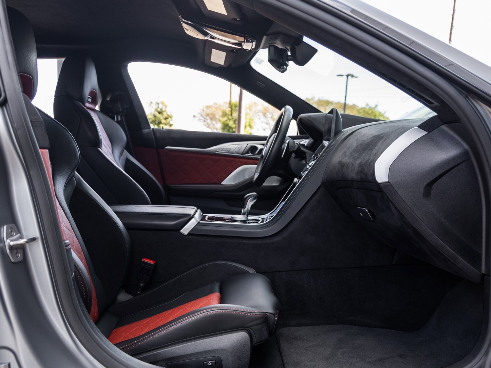 Used 2025 BMW M8 Competition image 42