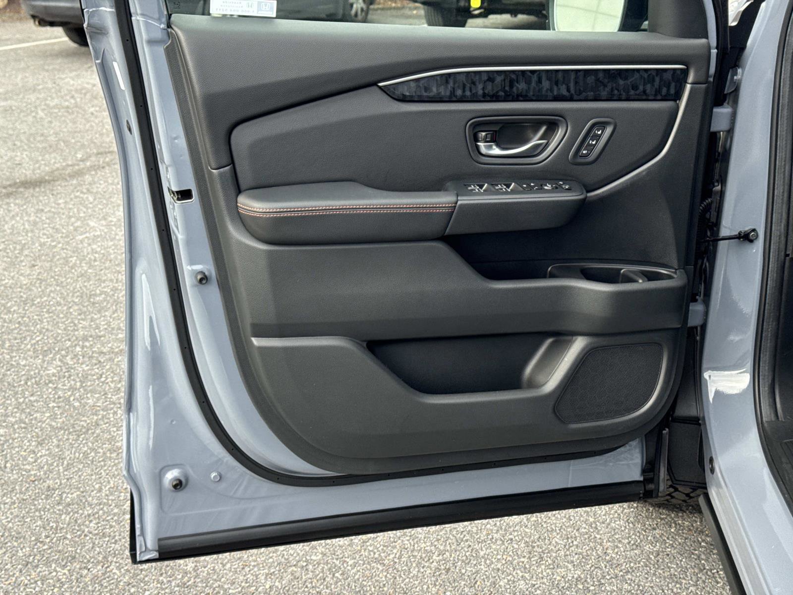 Certified 2026 Honda Passport TrailSport Elite image 16