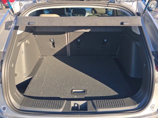 New 2026 Chevrolet Trax ACTIV w/ Sunroof Package FWD image 16