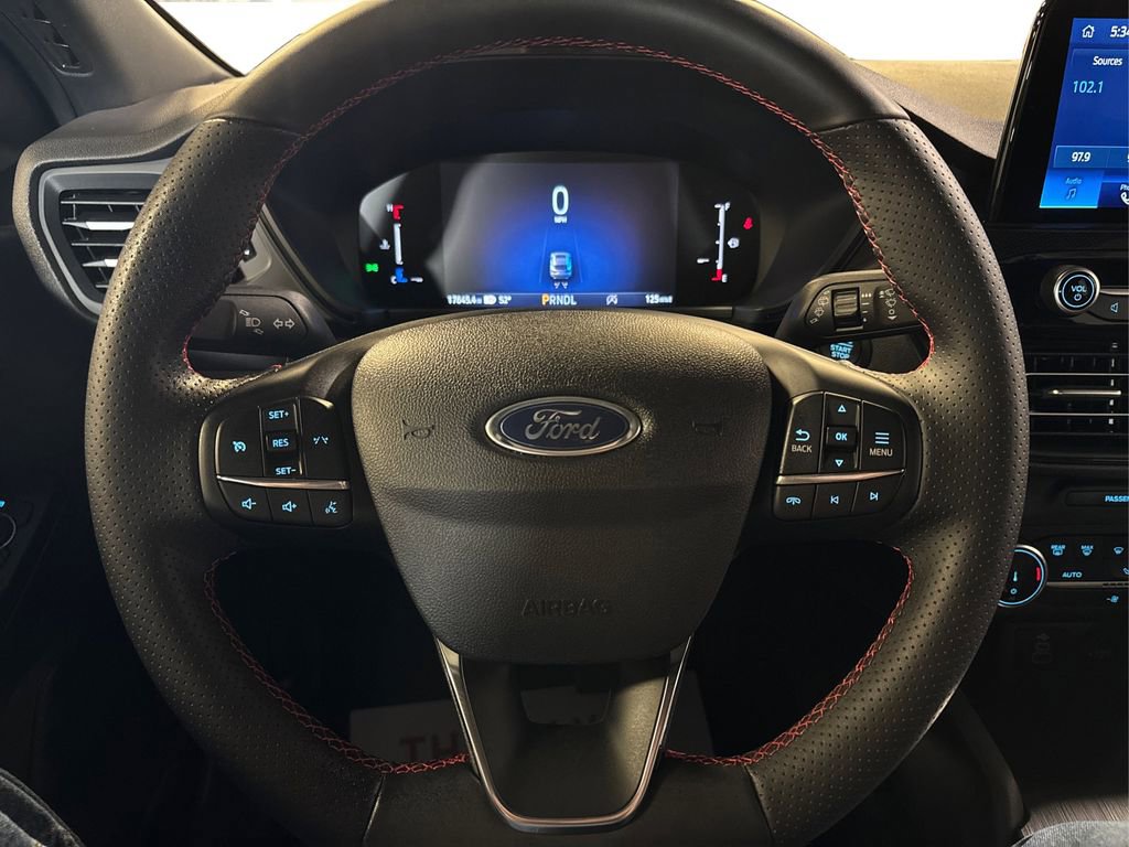 Certified 2025 Ford Escape ST-Line AWD/4WD image 27